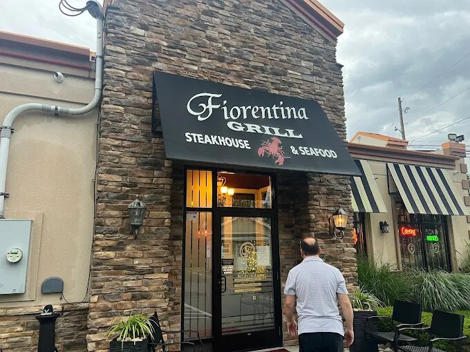 1106 Trexlertown Rd, Breinigsville, PA à vendre - Photo du bâtiment - Image 3 de 10