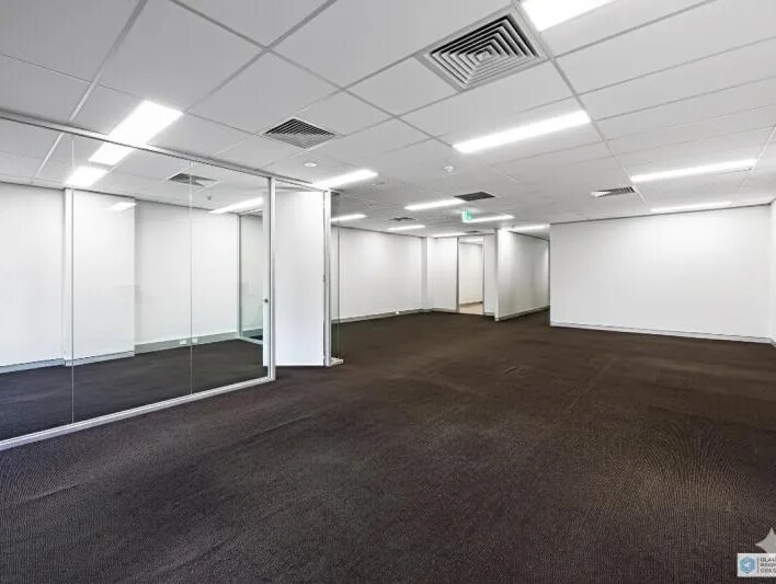 32 Delhi Rd, Macquarie Park, NSW 2113 - Unit 2.02 - - Interior Photo - Image 2 of 4
