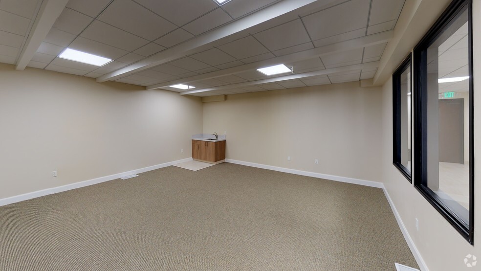 1500 Grant Ave, Novato, CA for sale - Interior Photo - Image 2 of 5