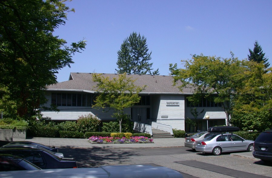 14042 NE 8th St, Bellevue, WA à louer - Photo du bâtiment - Image 2 de 7