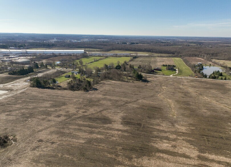 Branch Rd, Medina, OH à vendre - Photo du bâtiment - Image 3 de 14