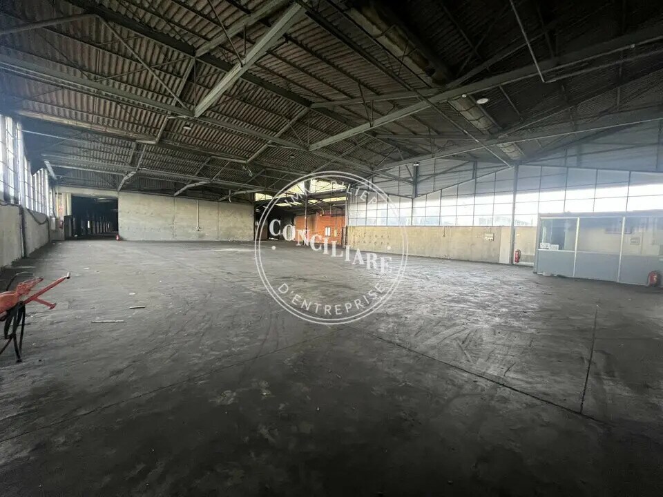 Industrial in Portet-sur-Garonne for lease Building Photo- Image 1 of 3