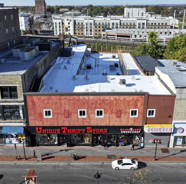 112-122 Broad St, Elizabeth, NJ for sale - Building Photo - Image 1 of 1