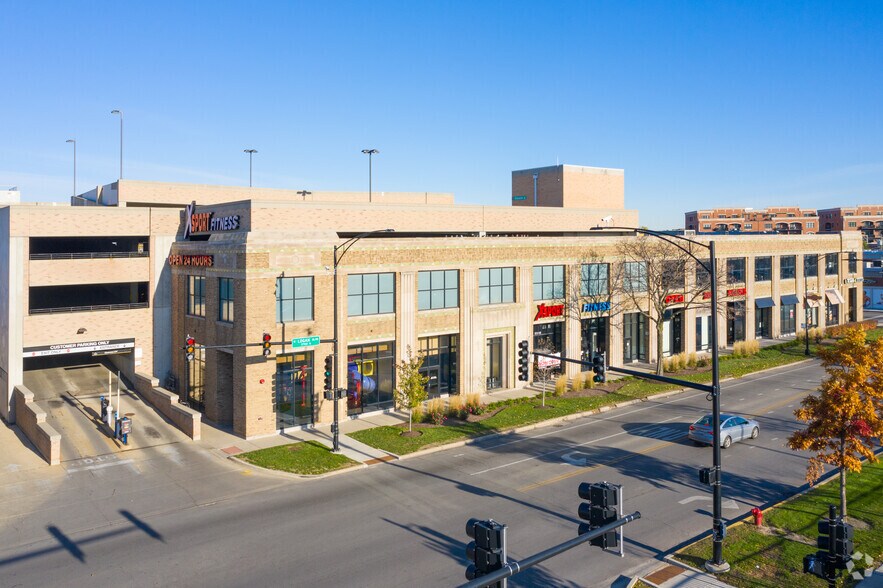 2700 N Elston Ave, Chicago, IL à louer - Photo du bâtiment - Image 2 de 6