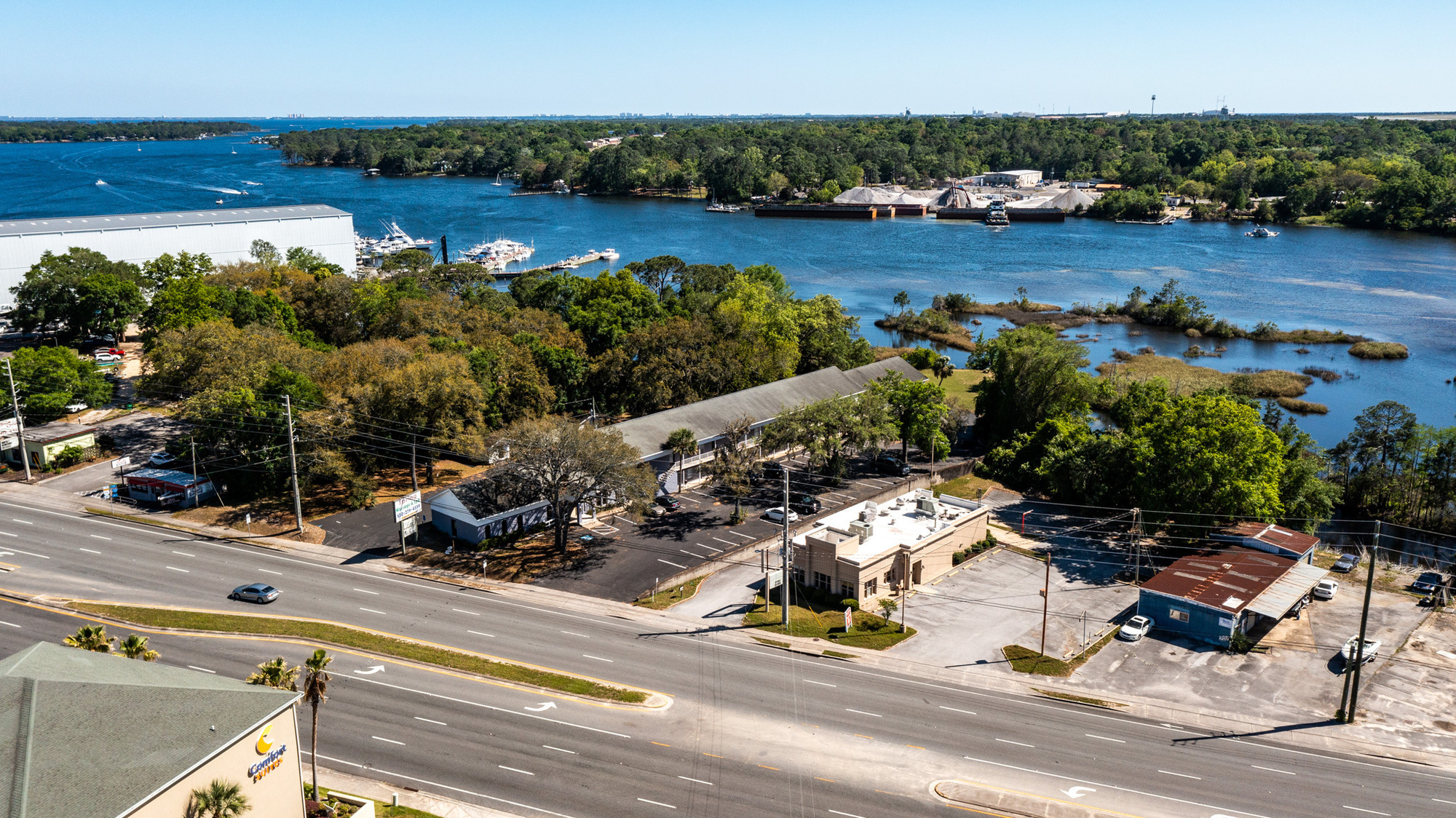 203 John Sims Pky, Niceville, FL for sale Building Photo- Image 1 of 1