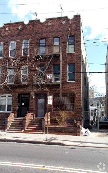 749 Pennslyvania Ave, Brooklyn, NY for sale Primary Photo- Image 1 of 7