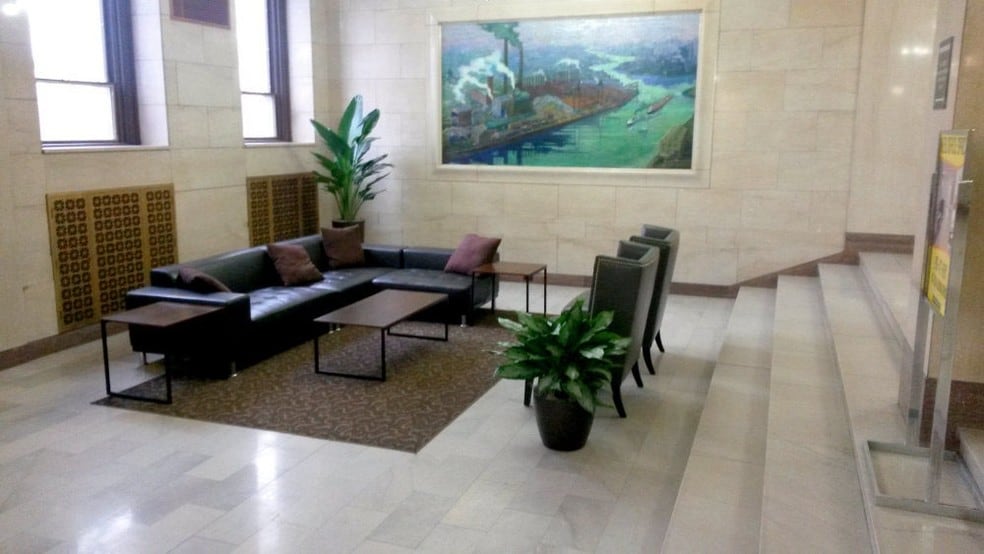 3100 E 45th St, Cleveland, OH for sale - Lobby - Image 2 of 34