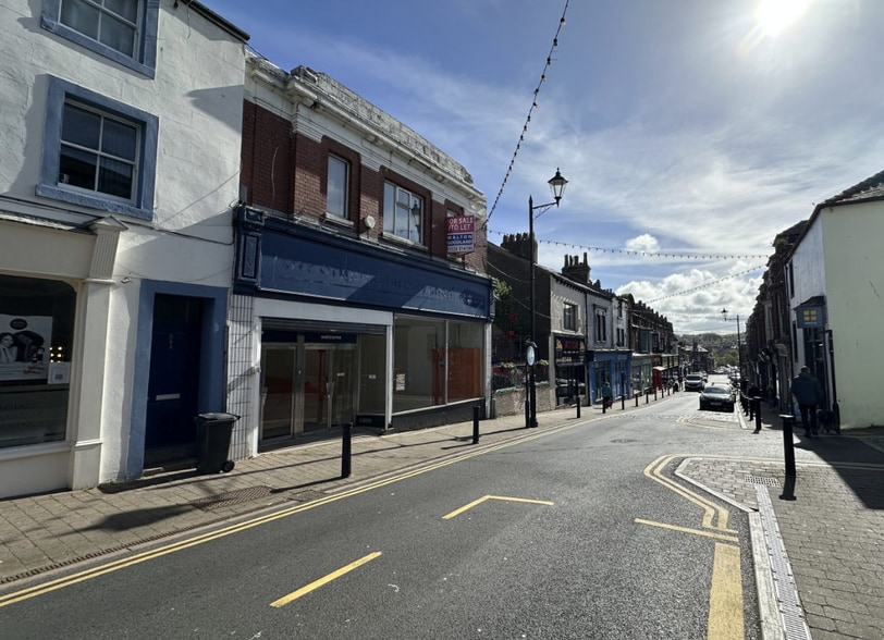 60-62 Senhouse St, Maryport for lease - Building Photo - Image 3 of 3