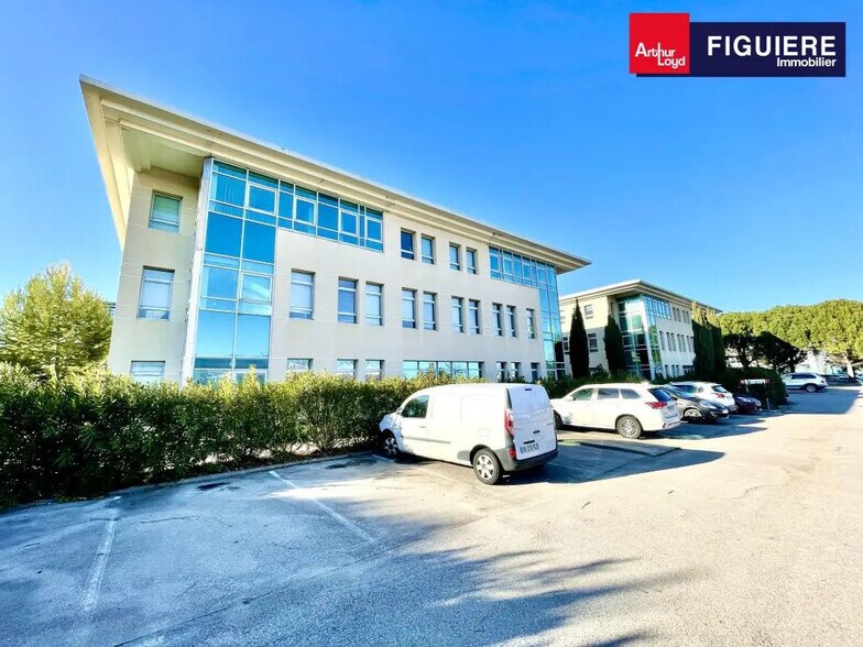 Bureau dans Aix-en-Provence à louer - Photo du bâtiment - Image 2 de 2