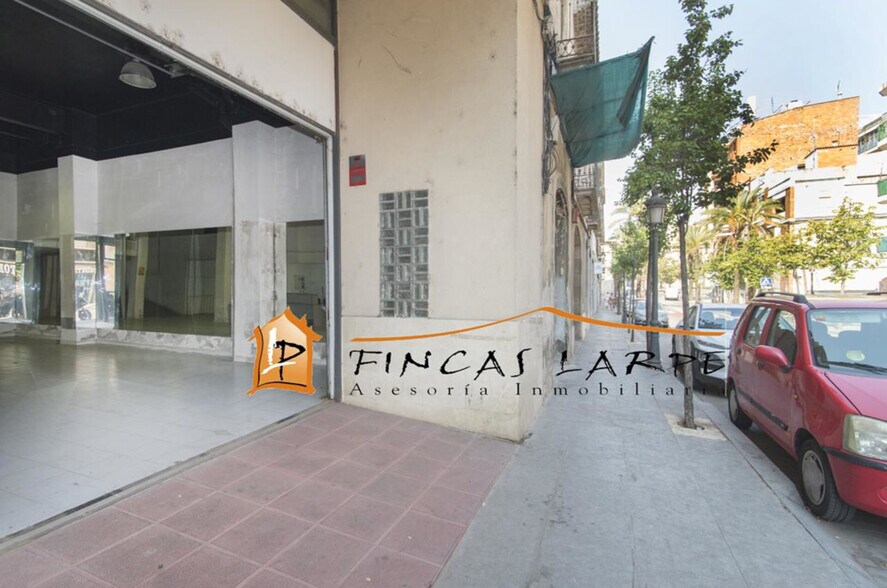 Immeuble residentiel dans Martorell, Barcelona à vendre - Photo du bâtiment - Image 2 de 5