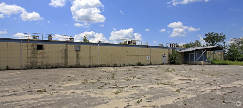 7410 E US Highway 90, Lee, FL à louer - Photo du bâtiment - Image 2 de 4