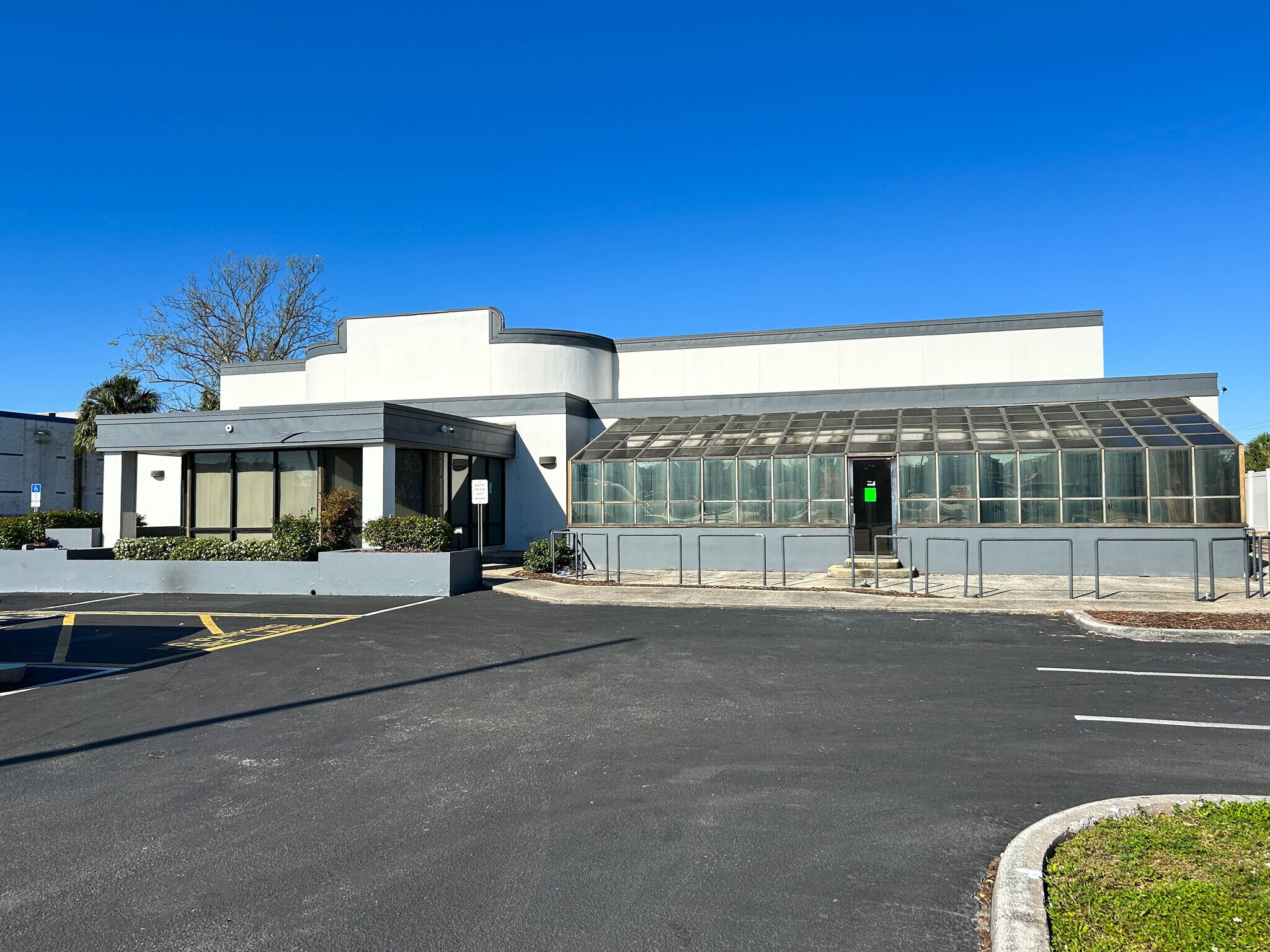 1902 N Dale Mabry Hwy, Tampa, FL à louer Photo du bâtiment- Image 1 de 3