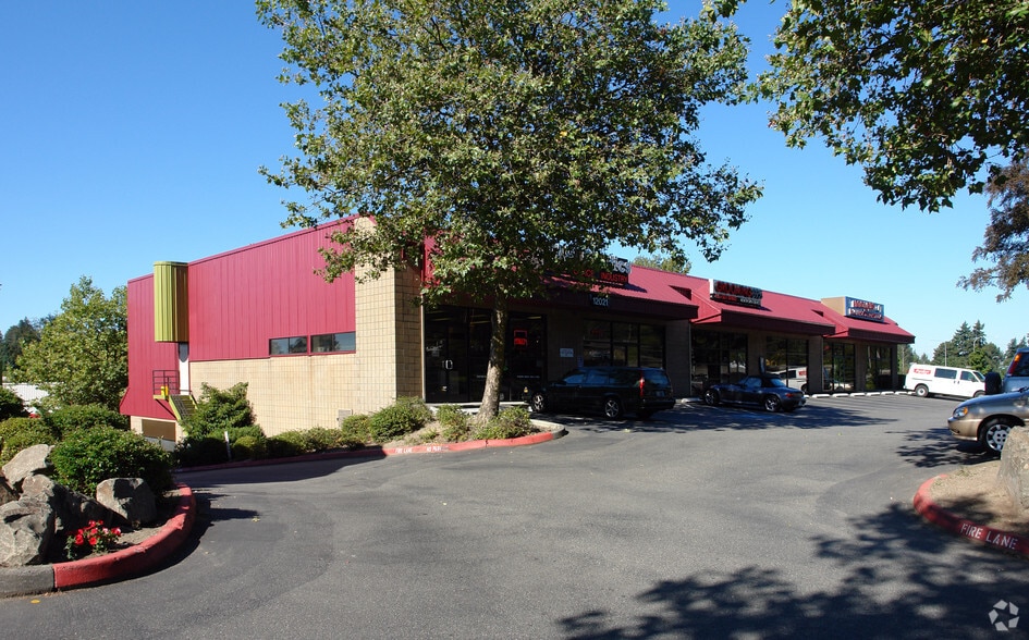 12121 Northup Way, Bellevue, WA for lease - Primary Photo - Image 3 of 7