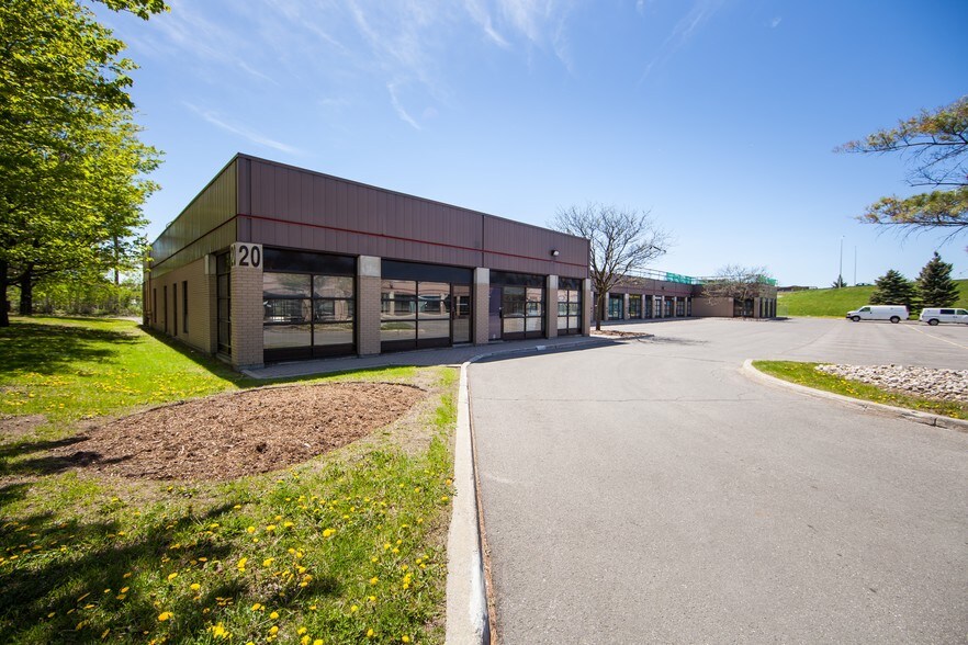 20 Gurdwara Rd, Ottawa, ON for sale - Primary Photo - Image 1 of 1