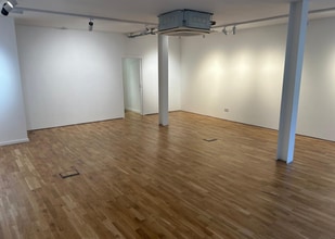 19 Garrett St, Londres à louer Photo intérieure- Image 2 de 4