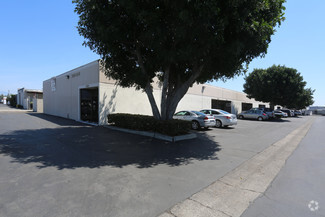 Plus de détails pour 3426-3446 W Harvard St, Santa Ana, CA - Industriel à louer