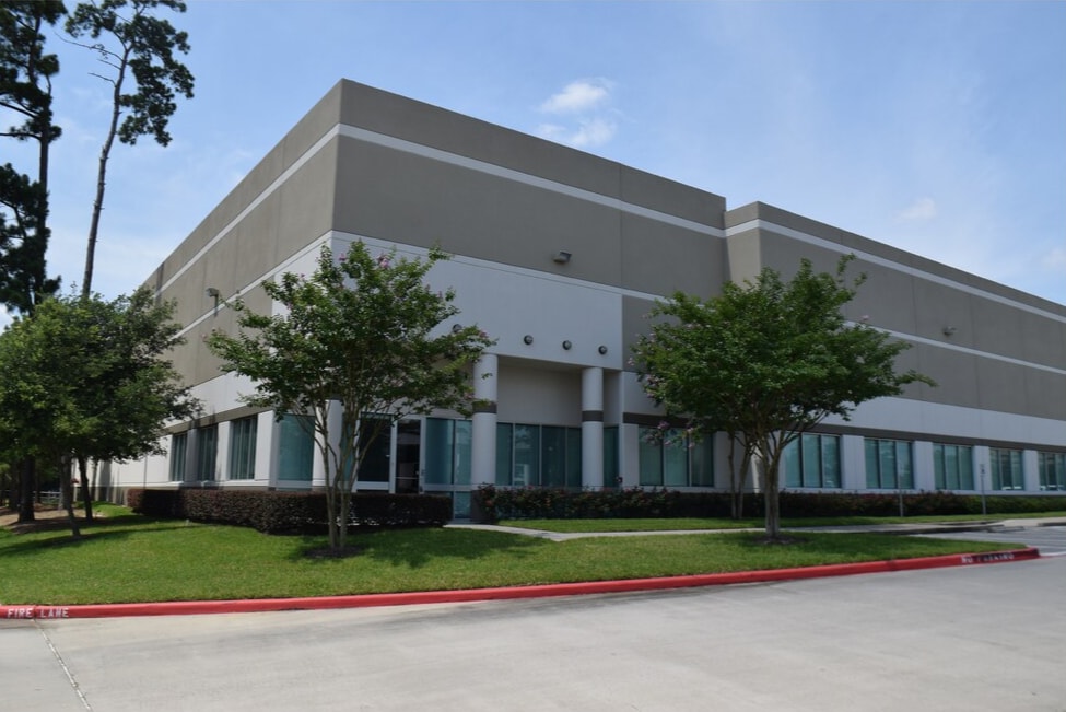 5150 Greens Rd, Houston, TX à louer Photo du bâtiment- Image 1 de 6