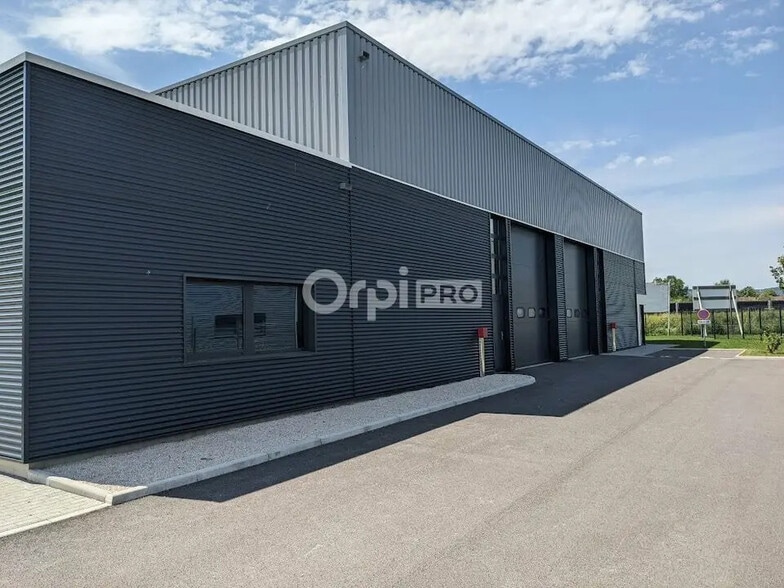 Flex in Beaune for lease - Building Photo - Image 3 of 3