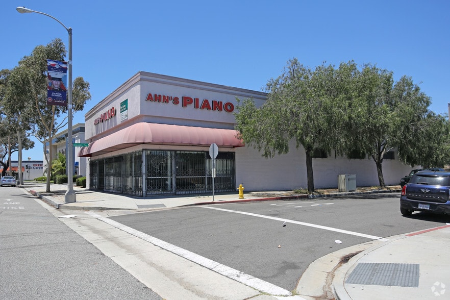 2103 Torrance Blvd, Torrance, CA for lease - Building Photo - Image 1 of 4