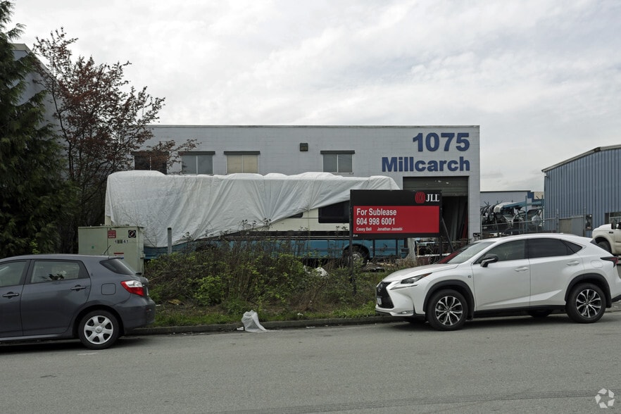 1075 Millcarch St, Richmond, BC for lease - Building Photo - Image 3 of 5