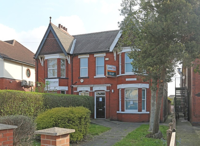 More details for 84-86 Oswald Rd, Scunthorpe - Office for Sale