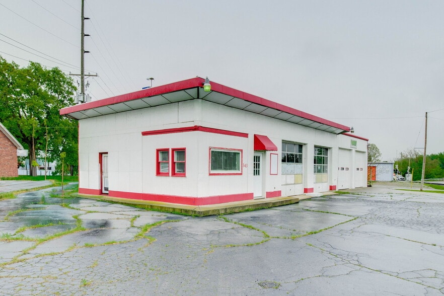 343 S Main St, Kenton, OH à vendre - Photo du bâtiment - Image 2 de 22