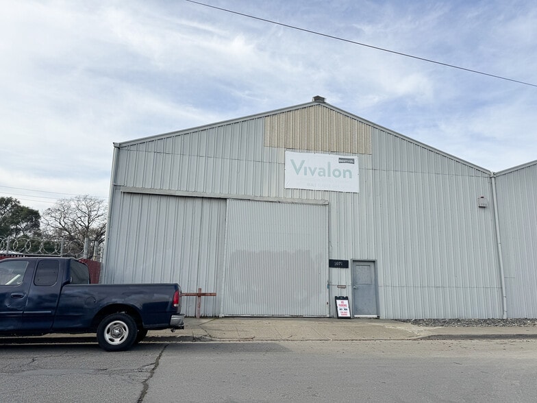 1071 Maxwell Dr, Santa Rosa, CA for lease - Building Photo - Image 3 of 11