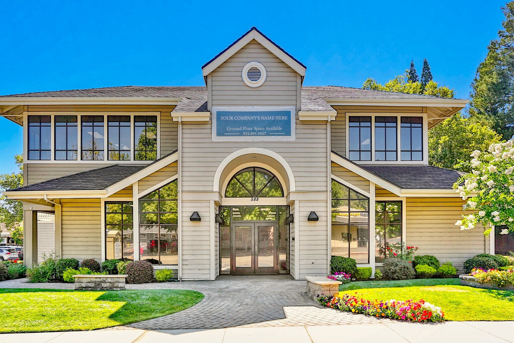 588 San Ramon Valley Blvd, Danville, CA à louer Photo du bâtiment- Image 1 de 34