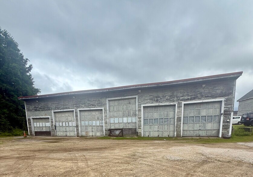 28B Main St, Raymond, NH à vendre - Photo du bâtiment - Image 2 de 6