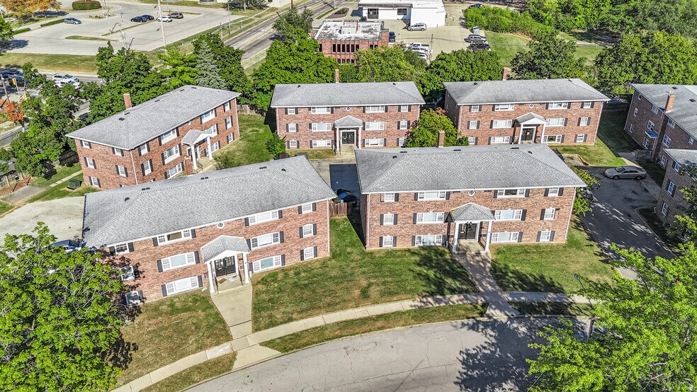 552 S Church St, Decatur, IL à vendre - Photo du bâtiment - Image 2 de 7