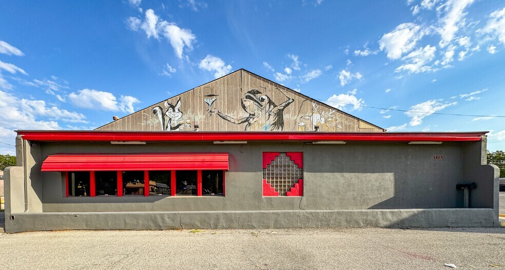 1825 NW Cache Rd, Lawton, OK à vendre - Photo du bâtiment - Image 3 de 4