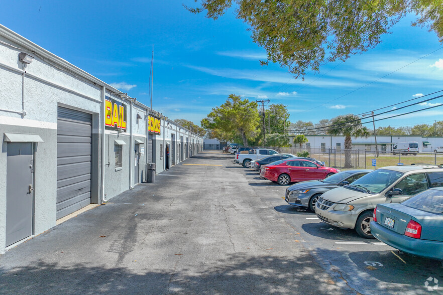 14605 49th St N, Clearwater, FL for lease - Building Photo - Image 1 of 19