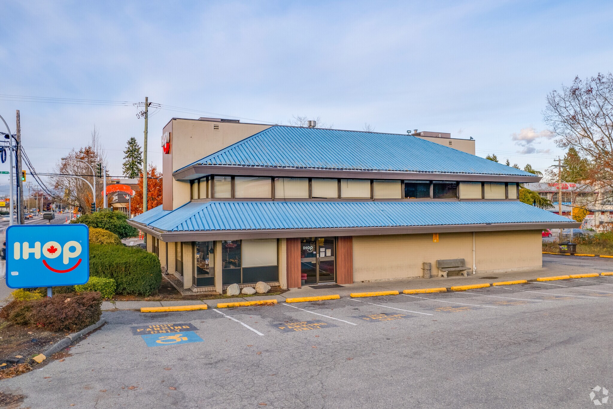 8170 120 St, Surrey, BC for sale Primary Photo- Image 1 of 1