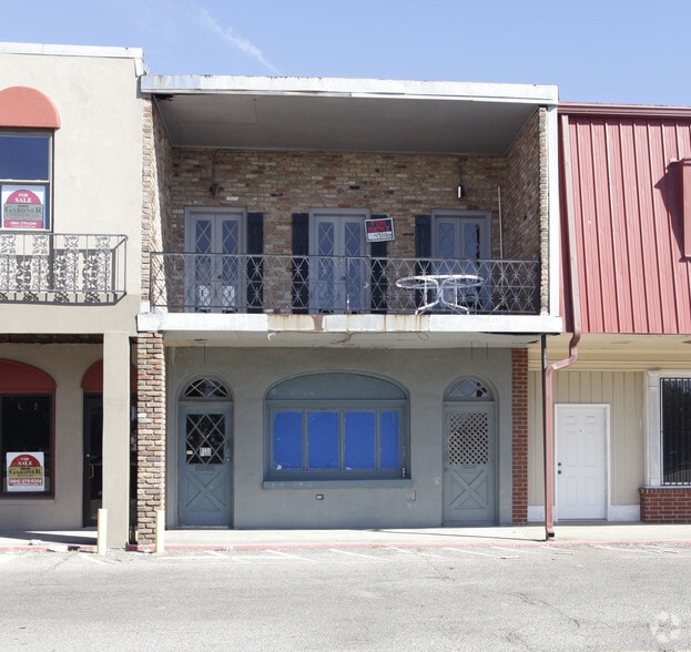 8733 W Judge Perez Dr, Chalmette, LA for lease - Building Photo - Image 2 of 4