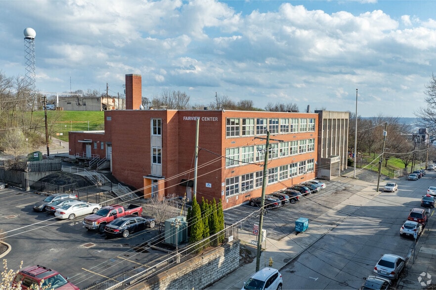 2232 Stratford Ave, Cincinnati, OH à vendre - Photo du bâtiment - Image 2 de 19