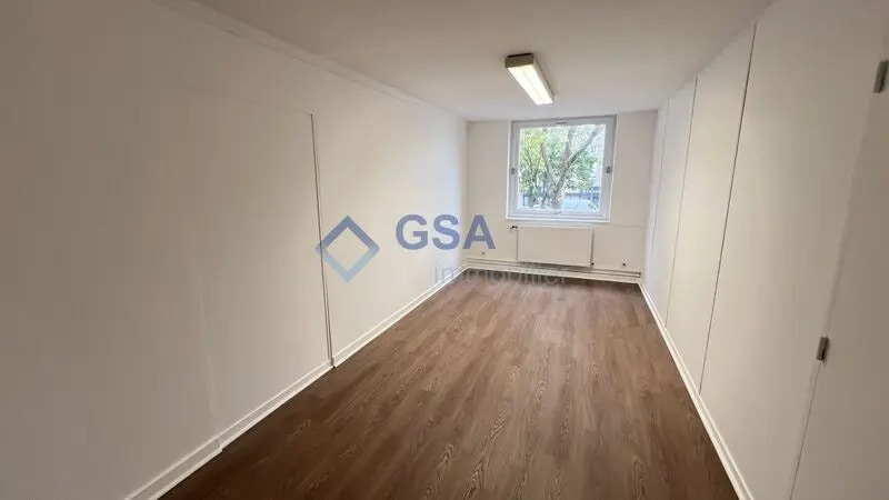 Office in Évry-Courcouronnes for lease - Interior Photo - Image 3 of 6