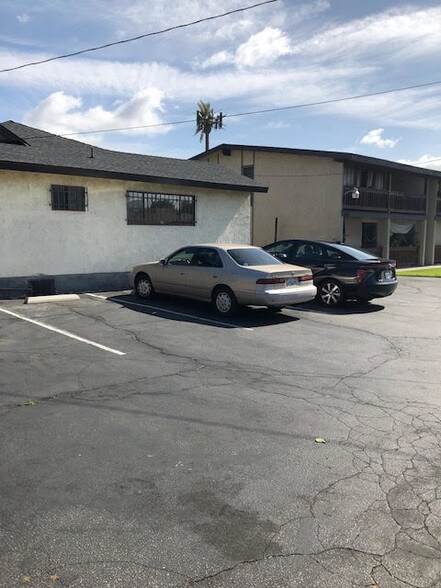 5642-5644 Rosemead Blvd, Temple City, CA for lease - Building Photo - Image 3 of 4