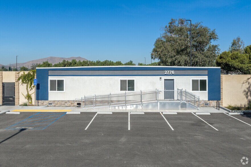2776 S Lilac Ave, Bloomington, CA for lease - Building Photo - Image 2 of 18
