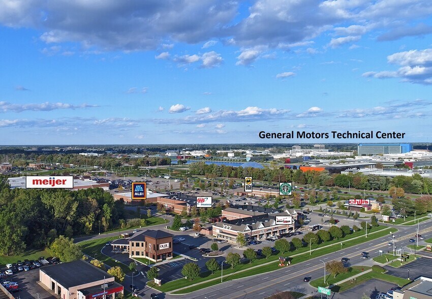 5709-5773 E 12 Mile Rd, Warren, MI à louer - Photo du bâtiment - Image 2 de 10