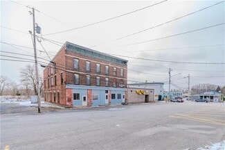 Plus de détails pour 120-128 William St, Dexter, NY - Flex à vendre