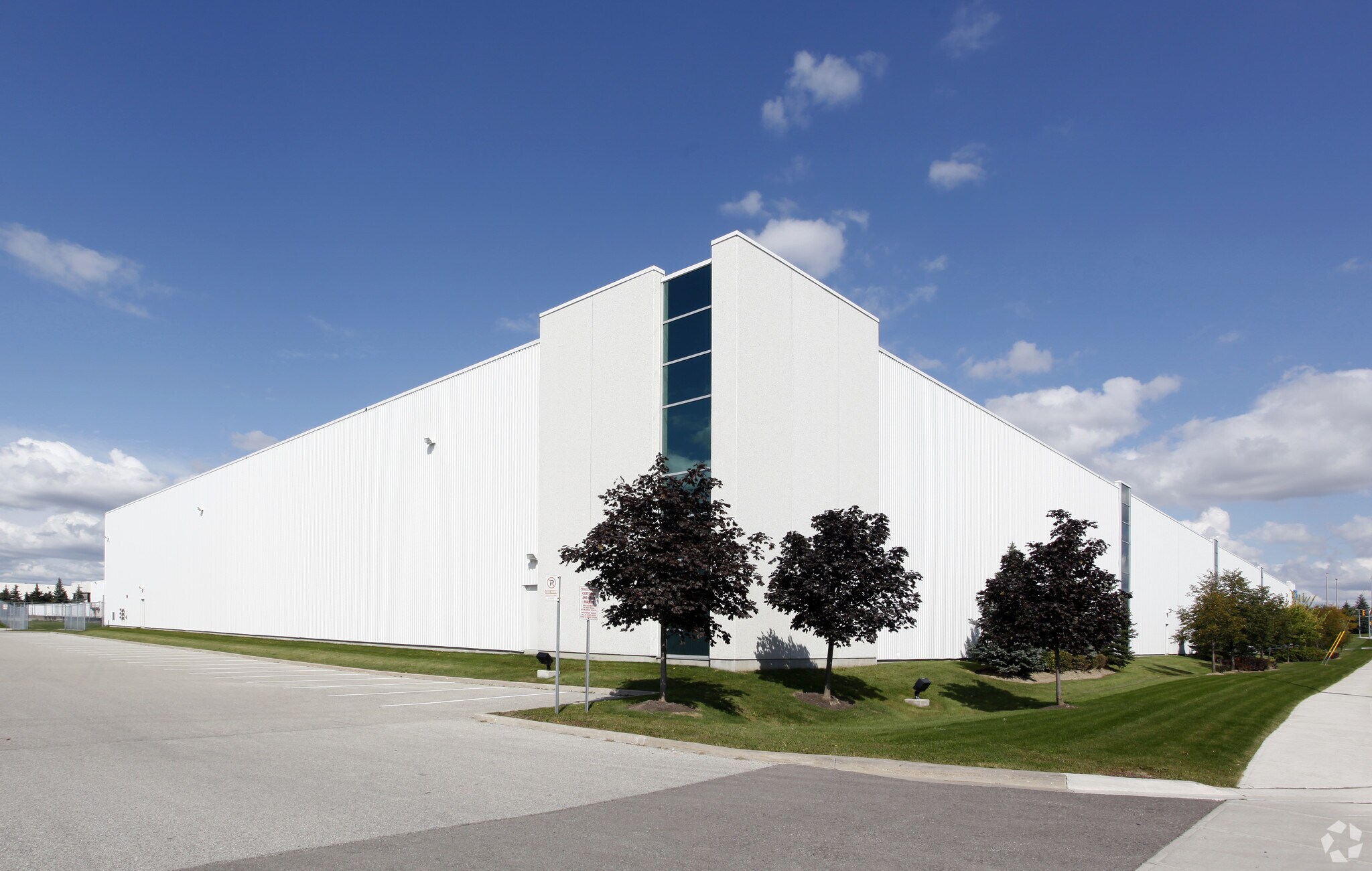 6040 Cantay Rd, Mississauga, ON for sale Primary Photo- Image 1 of 1