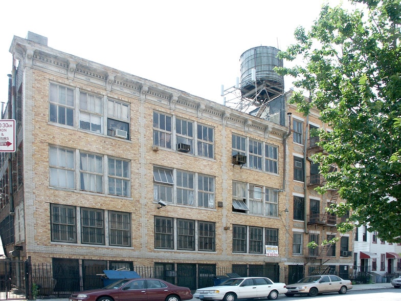 130 Palmetto St, Brooklyn, NY for lease - Building Photo - Image 3 of 3