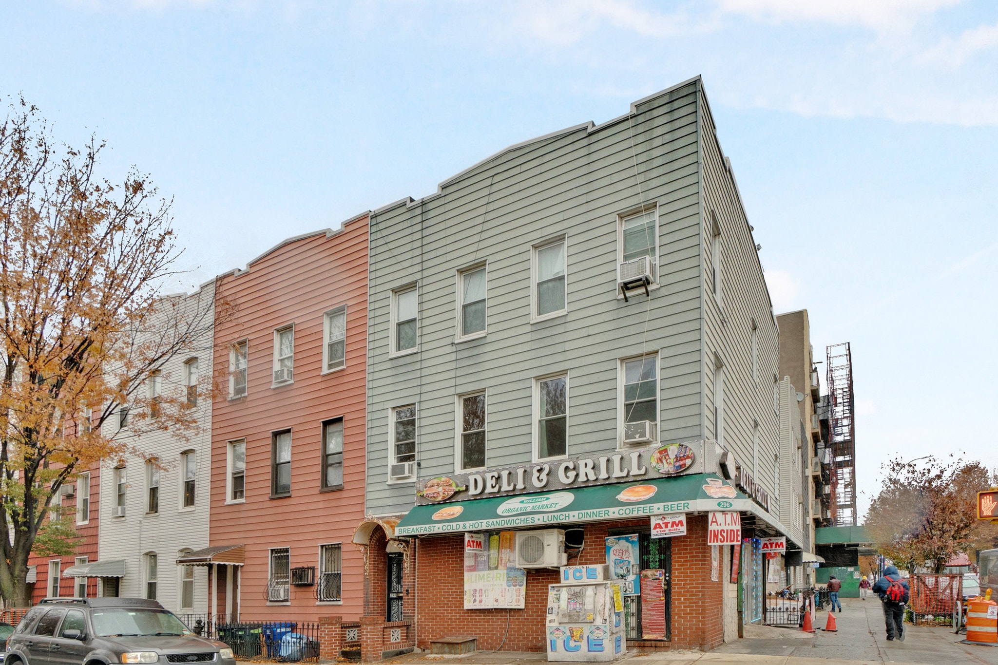 296 Leonard St, Brooklyn, NY for lease Primary Photo- Image 1 of 4