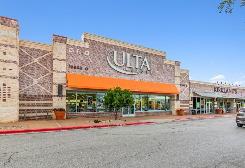 10900 Lakeline Mall Blvd, Austin, TX à louer - Photo du bâtiment - Image 3 de 11