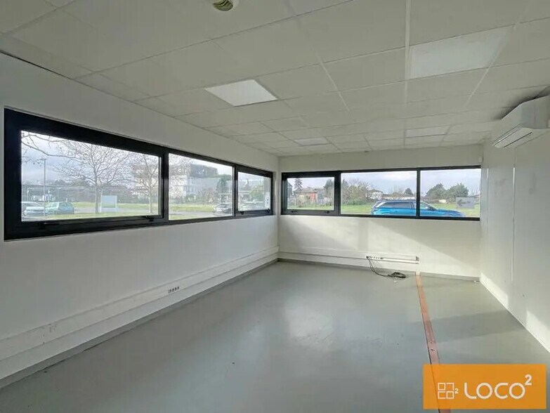 Office in Toulouse for lease - Interior Photo - Image 2 of 7