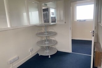 Plough Ln, Hereford for lease Interior Photo- Image 1 of 2