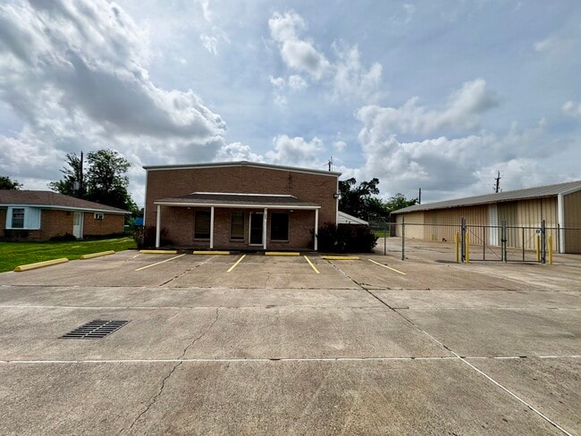 More details for 9123 Thomasville Dr, Houston, TX - Flex for Lease