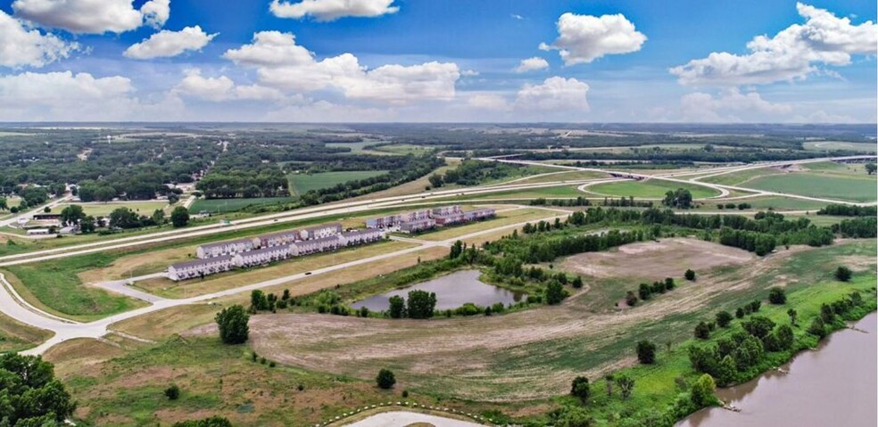 Terrain dans Ogden, KS à vendre - Photo du bâtiment - Image 1 de 1