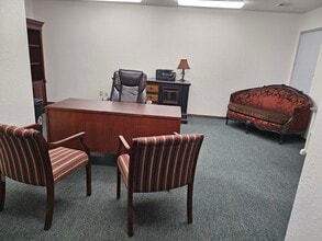 2 E 11th St, Edmond, OK for lease Interior Photo- Image 1 of 3