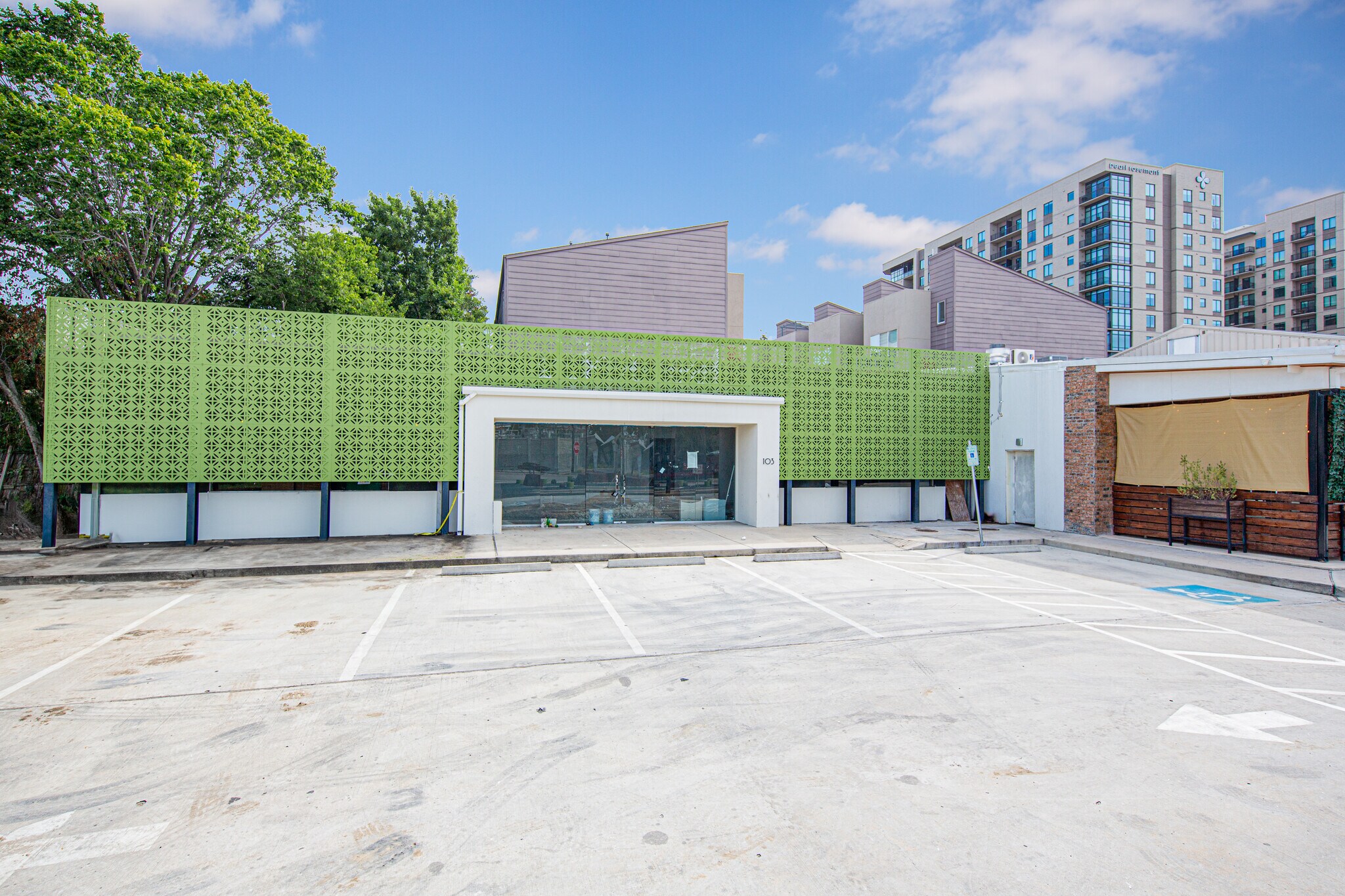 302 Fairview St, Houston, TX for lease Building Photo- Image 1 of 7